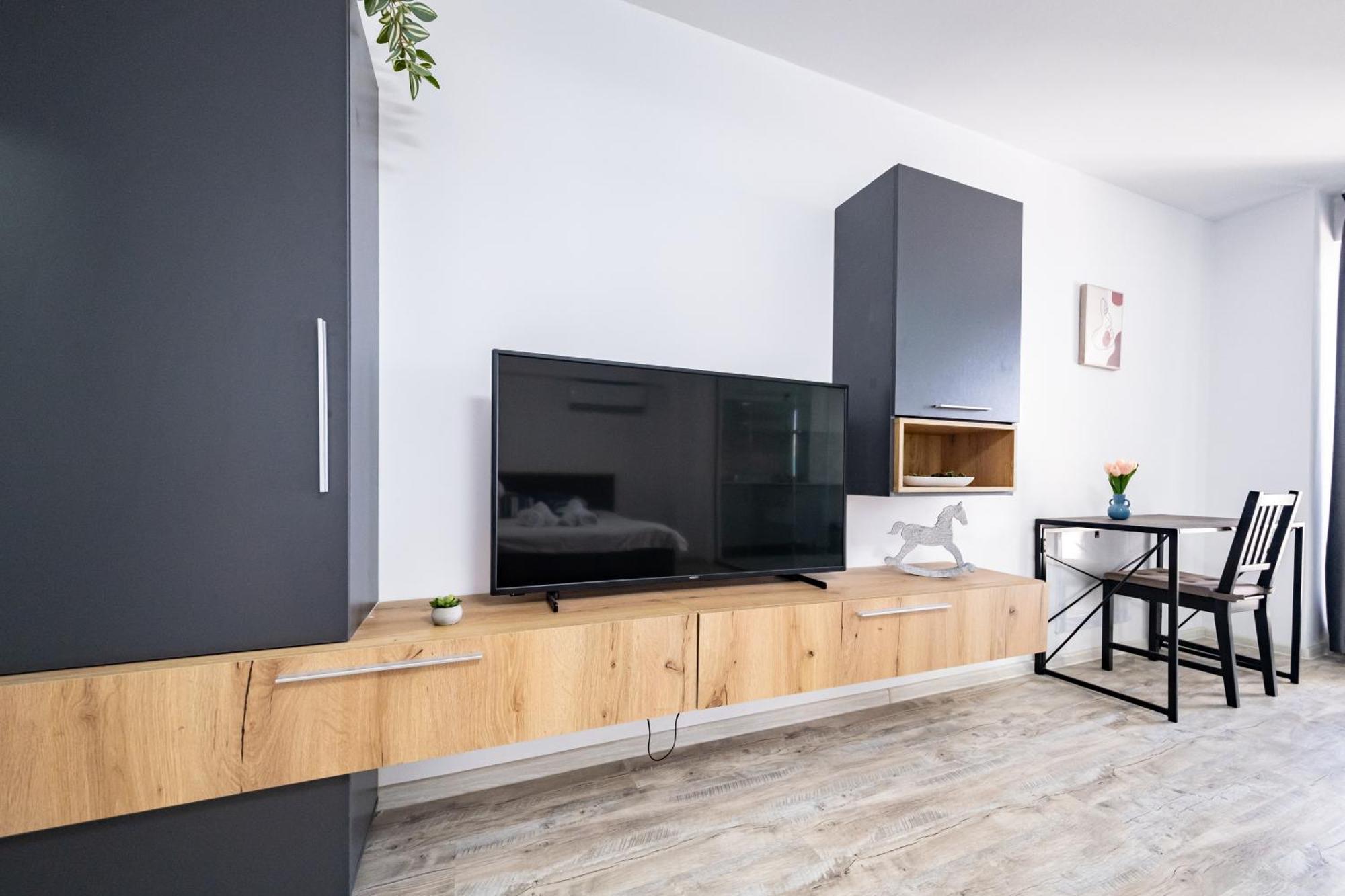 Yusuf Nerva Traian Apartment *